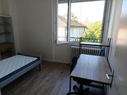 Chambre 3 | 10m&sup2; | 350&euro;